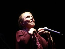 ¿Quién además de María Dolores Pradera puede a sus 89 años liderar en iTunes por las altas ventas digitales?. ARCHIVO /