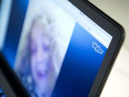 Todas las conversaciones en Skype equivalen a dos mil 600 millones de años. AFP /