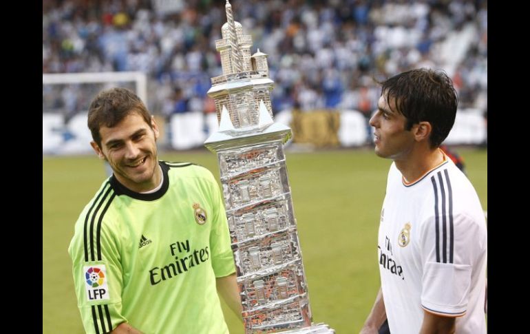 Kaká fue factor en el resultado, metió 2 goles y puso una asistencia en la goleada merengue. EFE /