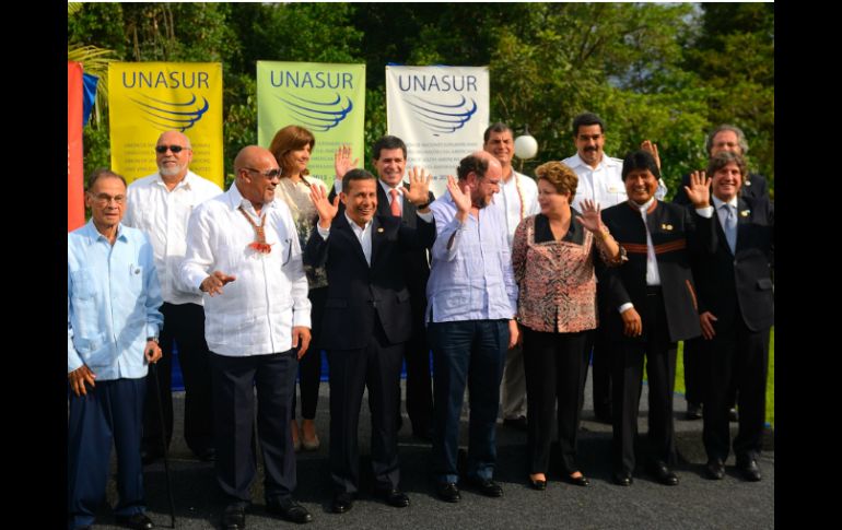 Los Jefes de Estado adheridos a Unasur cerraron con una reunión de este grupo efectuada en Surinam. AP /