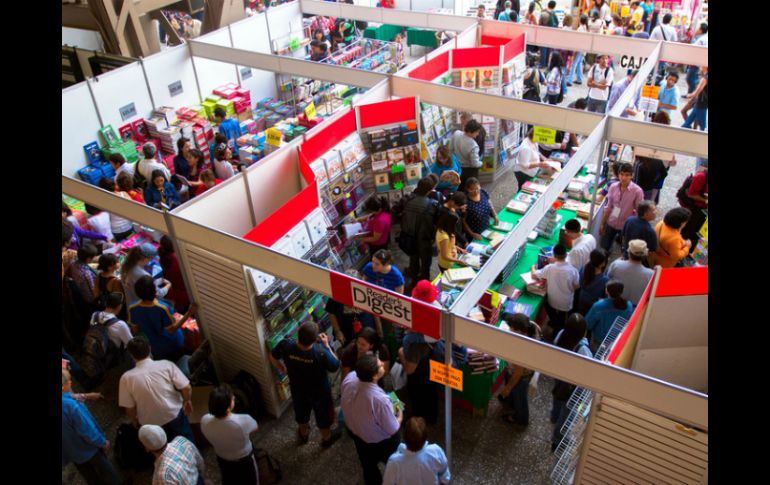 La Feria Universitaria del Libro atrajo a más de 100 mil participantes. ARCHIVO /