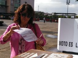 Los ciudadanos dieron a conocer su opinión a través de una consulta.  /