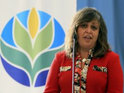 La directora ejecutiva y co-fundadora de la Plastic Pollution Coalition, Daniella Dimitrova dice que el reciclaje no es suficiente. EFE /