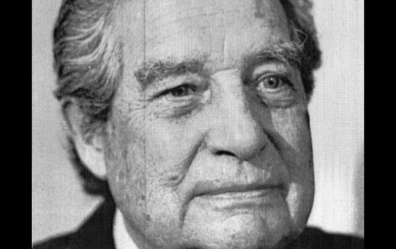 Octavio Paz será el protagonista durante estas exposiciones y homenajes, celebrando el centenario de su nacimiento. ARCHIVO /