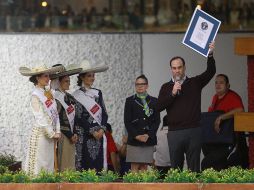 700 mariachis tocaron este año en el exterior de la Cámara de Comercio, implantando una nueva marca.  /