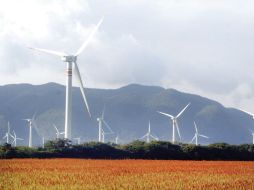 El autoabasto de energía resulta más barato a las empresas. CUARTOSCURO  /