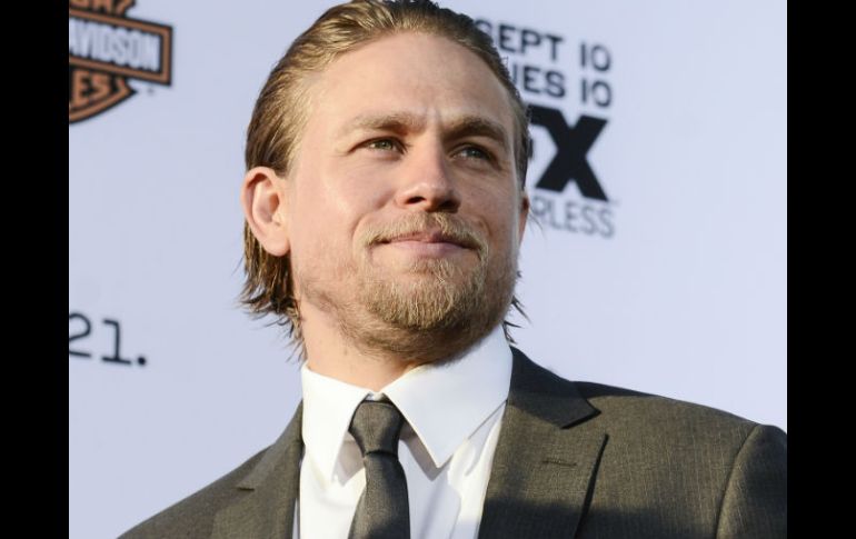 Charlie Hunnam se siente contento por haber sido elegido para encarnar a ''Christian Grey''. AP /