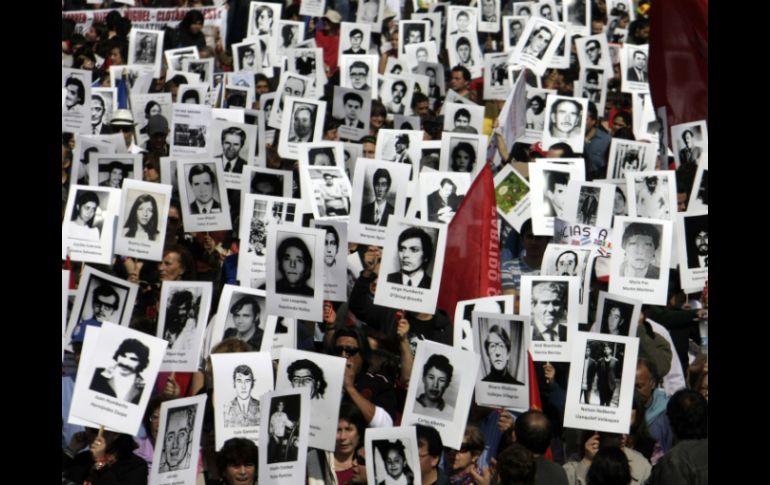 Marcha en conmemoración del 40 aniversario del golpe militar en Chile. AFP /