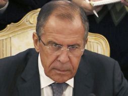 El ministro ruso de Asuntos Exteriores, Serguéi Lavrov, comparece durante su encuentro con su homólogo sirio, Walid Muallen, en Moscú. EFE /