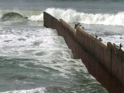 De acuerdo con la Semar, unos 150 mexicanos son abandonados cada mes en el mar. ARCHIVO /