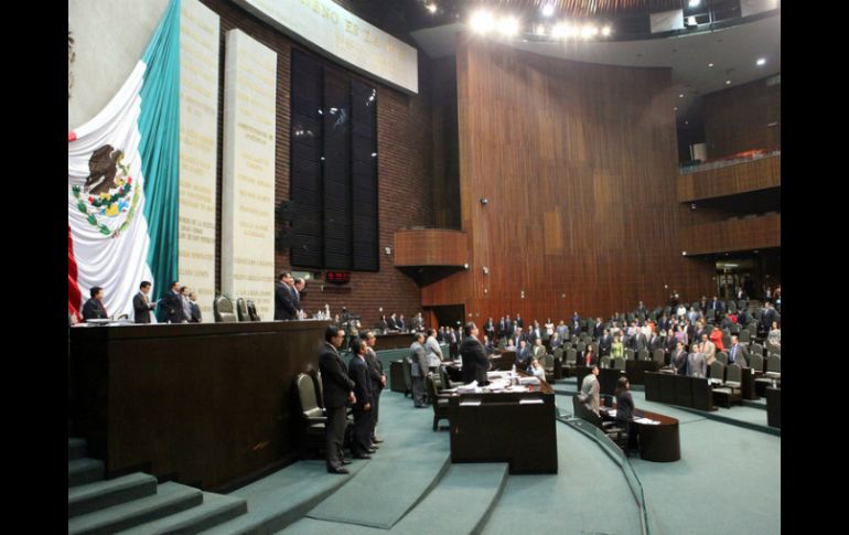 Los diputados discutirán este martes el dictamen de Reforma Hacendaria propuesto por Peña Nieto ARCHIVO /