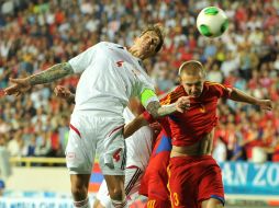 El juego fue bastante peleado y sólo por la pena máxima pudo romperse la igualada. AFP /