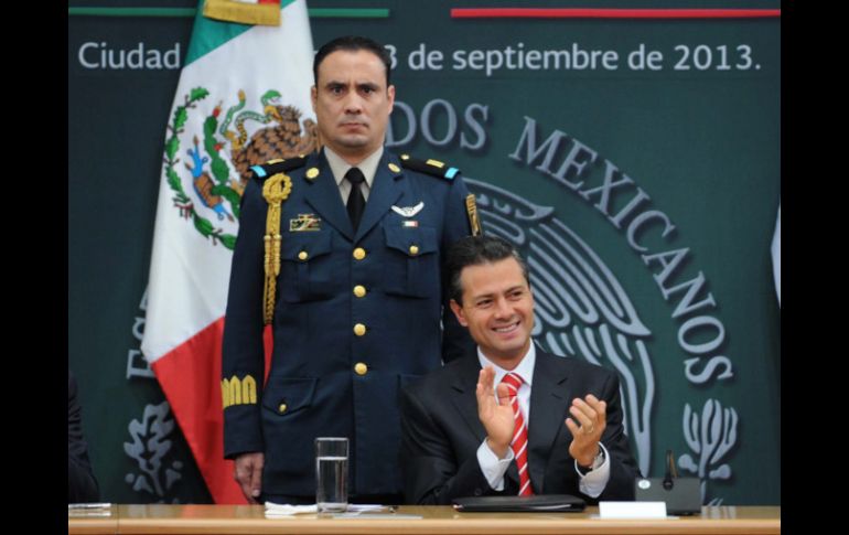 Enrique Peña Nieto se reunió con los 31 gobernadores del país y con el jefe de Gobierno del Distrito Federal. NTX /