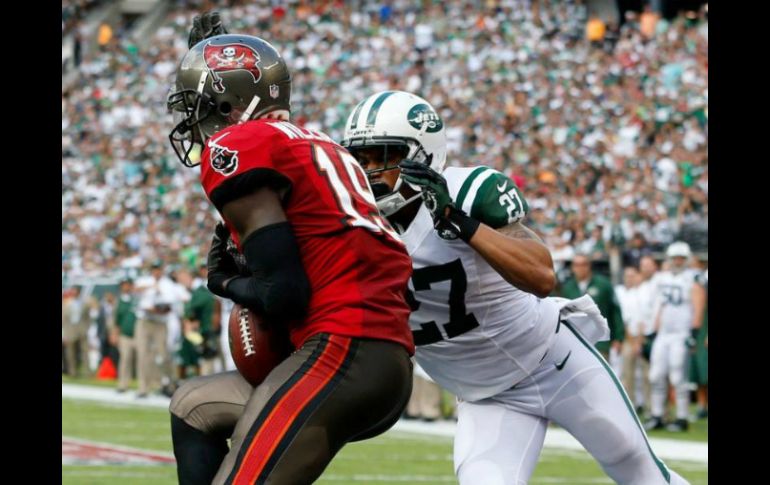 El juego entre Jets y Bucaneros arrojó tres jugadores multados. Tomada de buccaneers.com ESPECIAL /