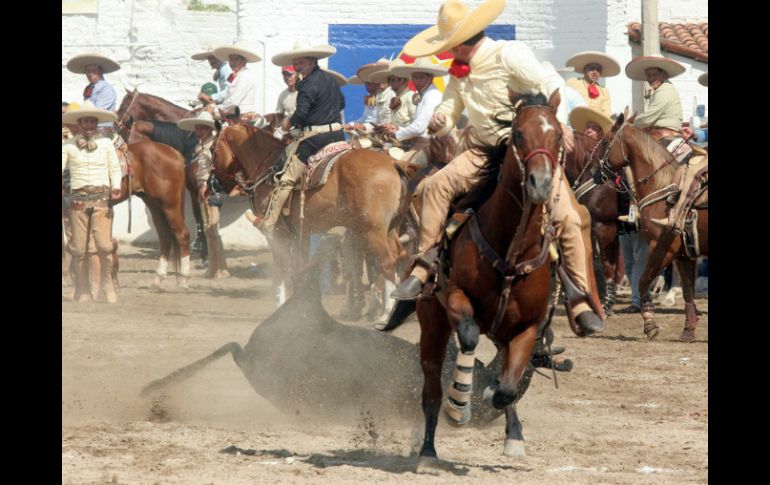 La celebración del 93 aniversario de Charros de Jalisco está en su pleno apogeo.  /