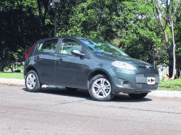 COMPACTO. Es un coche que se mueve muy bien en la calle y con bajo consumo de gasolina.  /