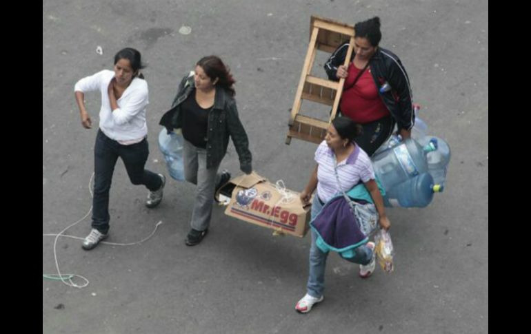 Los profesores disidentes han decidido marcharse del centro. NTX /