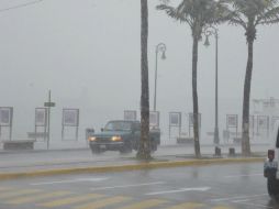 Se prevé que ''Ingrid'' toque tierra en Tamaulipas en las primeras horas del 16 de septiembre. EFE /