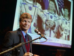 Padalka fue declarado Doctor Honoris Causa por la universidad peruana. AFP /