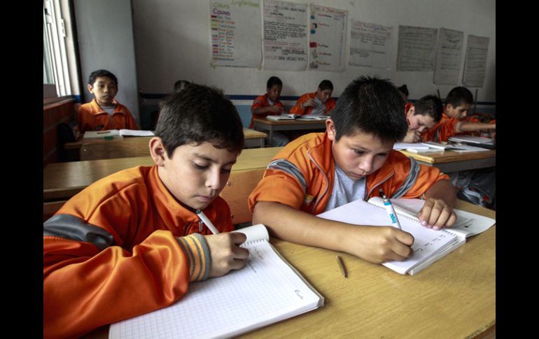 Colonia Santa Cruz de las Huertas. Un aula de la telesecundaria “Francisco J. Mujica”, de Tonalá. EL INFORMADOR /