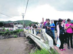 Puente de Contla. Las lluvias provocadas por ''Manuel''' dejaron severos daños en municipios del Sur de la Entidad, como Tamazula. EL INFORMADOR /