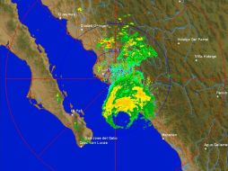 Hasta el momento, el huracán categoría 1 ''Manuel'' provoca fuertes lluvias en cuatro estados de la República. TOMADA DE @conagua_clima  /