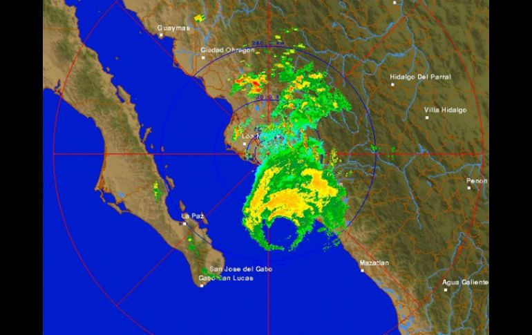 Hasta el momento, el huracán categoría 1 ''Manuel'' provoca fuertes lluvias en cuatro estados de la República. TOMADA DE @conagua_clima  /