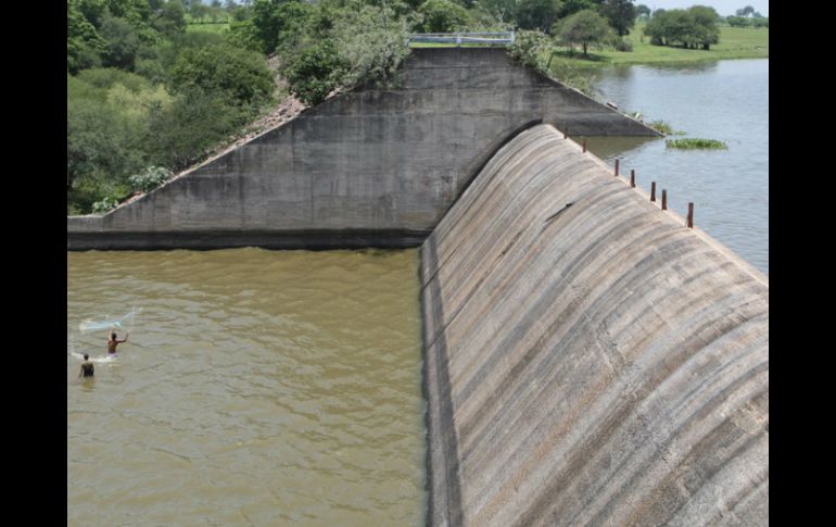 La presa La Vega, una de las que está al máximo de su capacidad. ARCHIVO /