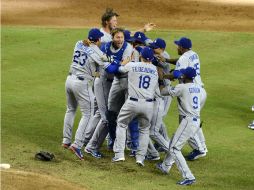 Los jugadores festejan su triunfo. AFP /