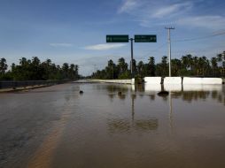 Algunas carreteras de Colima se vieron afectadas por la presencia de ''Manuel'' los días 15, 16 y 17. ARCHIVO /