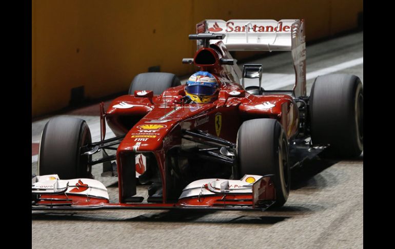 Alonso quiere terminar su carrera en la Fórmula 1 con el Cavalino Rampante. EFE /