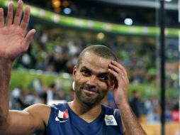 Tony Parker se disculpó con la comunidad gay, mencionó que uno de sus mejores amigos lo es y no tiene nada en contra de ese colectivo. AP /