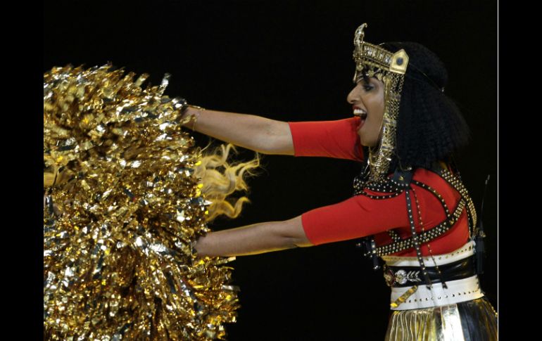 M.I.A. vuelve a caer en el ojo del huracán por la seña realizada en el Super Bowl XLVI. ARCHIVO /