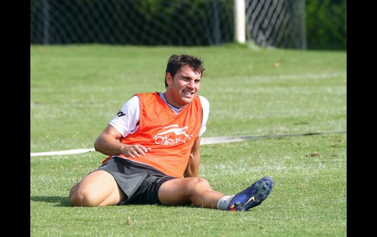 Leandro Cufré no jugó el partido ante Veracruz por estar suspendido. ARCHIVO /