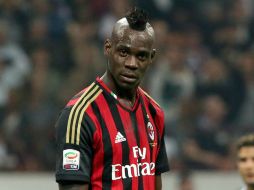 Mario Balotelli continúa dando de qué hablar en la Serie A. EFE /