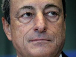 La consolidación fiscal debe ser favorable al crecimiento en la Zona Euro, considera Mario Draghi, director del Banco Central Europeo. EFE /