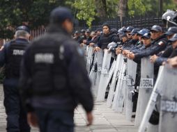 El Palacio legislativo de San Lázaro ha sido fuertemente resguardado por personal de seguridad. ARCHIVO /