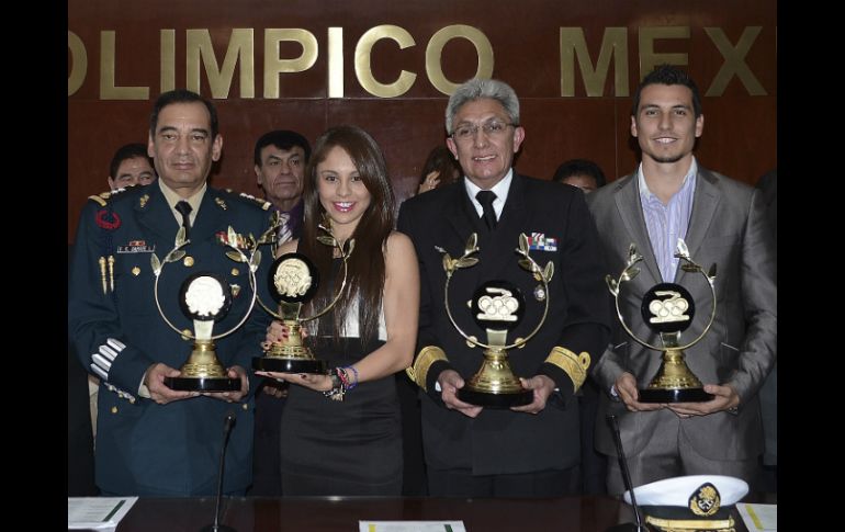 Longoria (2 i-d) y Rivera (d) han destacado este 2013 dentro de sus disciplinas. MEXSPORT /