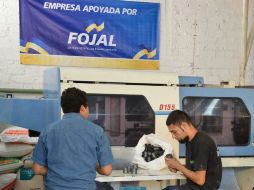 En las ventanillas del Fojal hasta el momento se han autorizado 40 millones de pesos para mil 390 emprendedores. ARCHIVO /