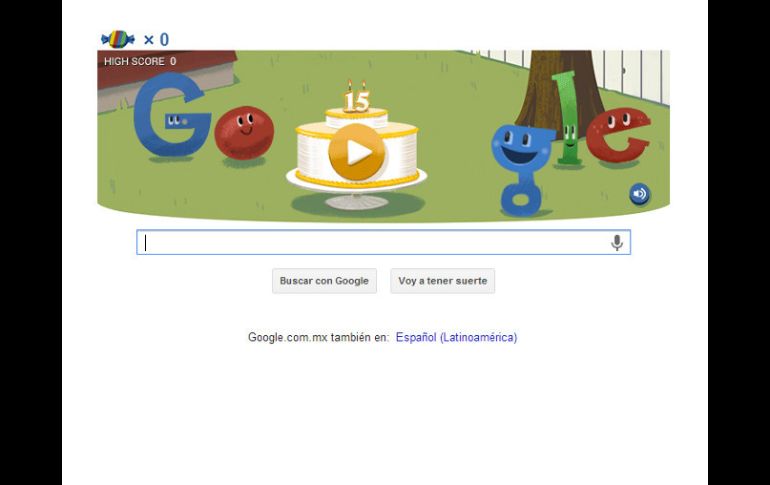 El buscador despliega un ''doodle'' para celebrar su 15 aniversario, es un juego que permite pegarle a una piñata virtual. ESPECIAL /