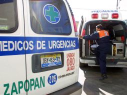 Una ambulancia de Servicios Médicos Municipales se encargó de trasladar al menor a la unidad de la Cruz Verde Villas. ARCHIVO /