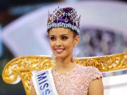 Miss Filipinas, Megan Young, es coronada Miss Mundo 2013 en Indonesia. EFE /