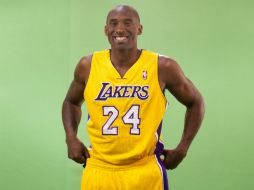 La estrella de los Lakers espera estar listo para el inicio de la temporada. EFE /