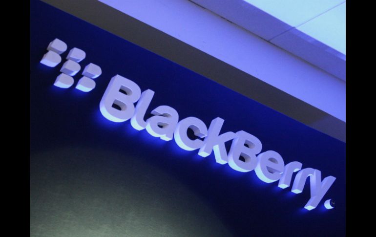 BlackBerry ha perdido cuota de mercado frente al iPhone de Apple Inc y a los teléfonos que utilizan el sistema operativo Android. ARCHIVO /