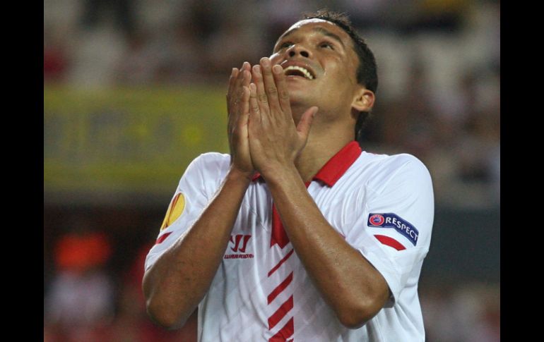 Carlos Bacca anotó en tiempo de compensación el segundo tanto de su equipo. AP /