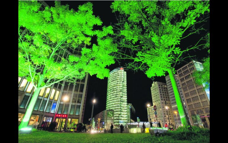 Liepziger Platz. El Consejo Federal Alemán también se viste de luz. EFE /