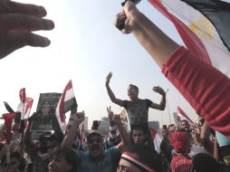 Opositores y simpatizantes de Morsi se enfrentan en las calles del país durante la conmemoración de la guerra con Israel. EFE /