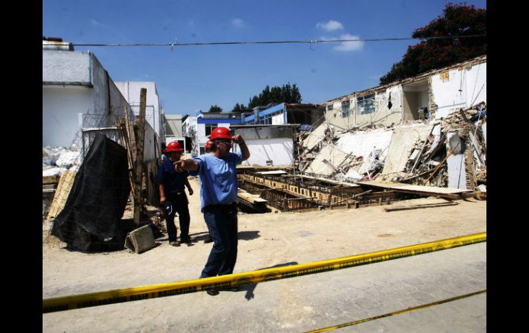 Tras el derrumbe, el Hospitalito se encuentra sin suministro de agua, motivo por el que analizarán toda su infraestructura.  /