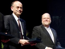 Los profesores Thomas C. Südhof (i) y James E. Rothman, ganadores del Premio Nobel de Medicina. EFE /