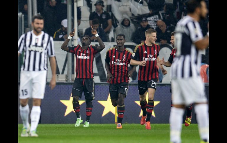 La escuadra de Milán jugará ante Udinese sin gente en la tribuna. AFP /